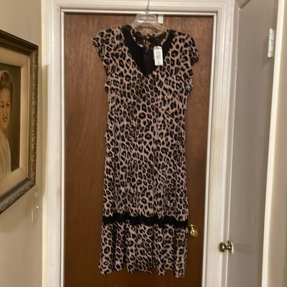 torrid Dresses & Skirts - Torrid leopard print dress